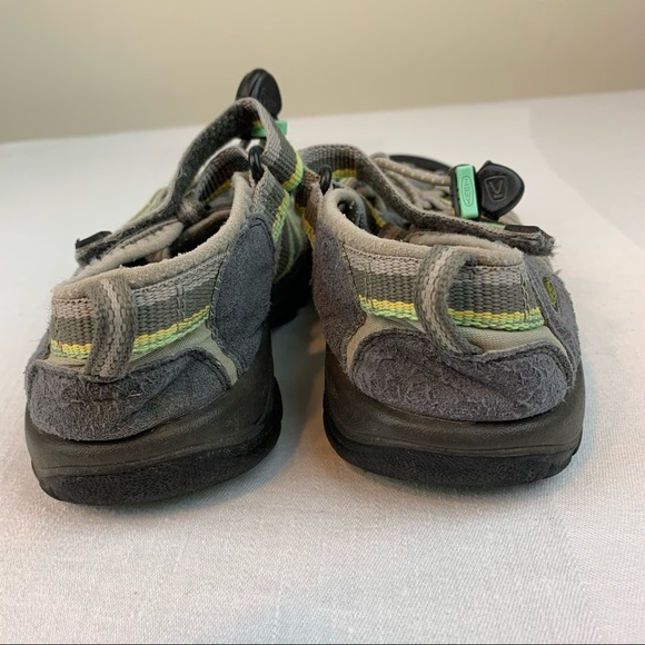 Keen Waterproof Little Boy Sz 12 Sandal - Picture 5 of 8